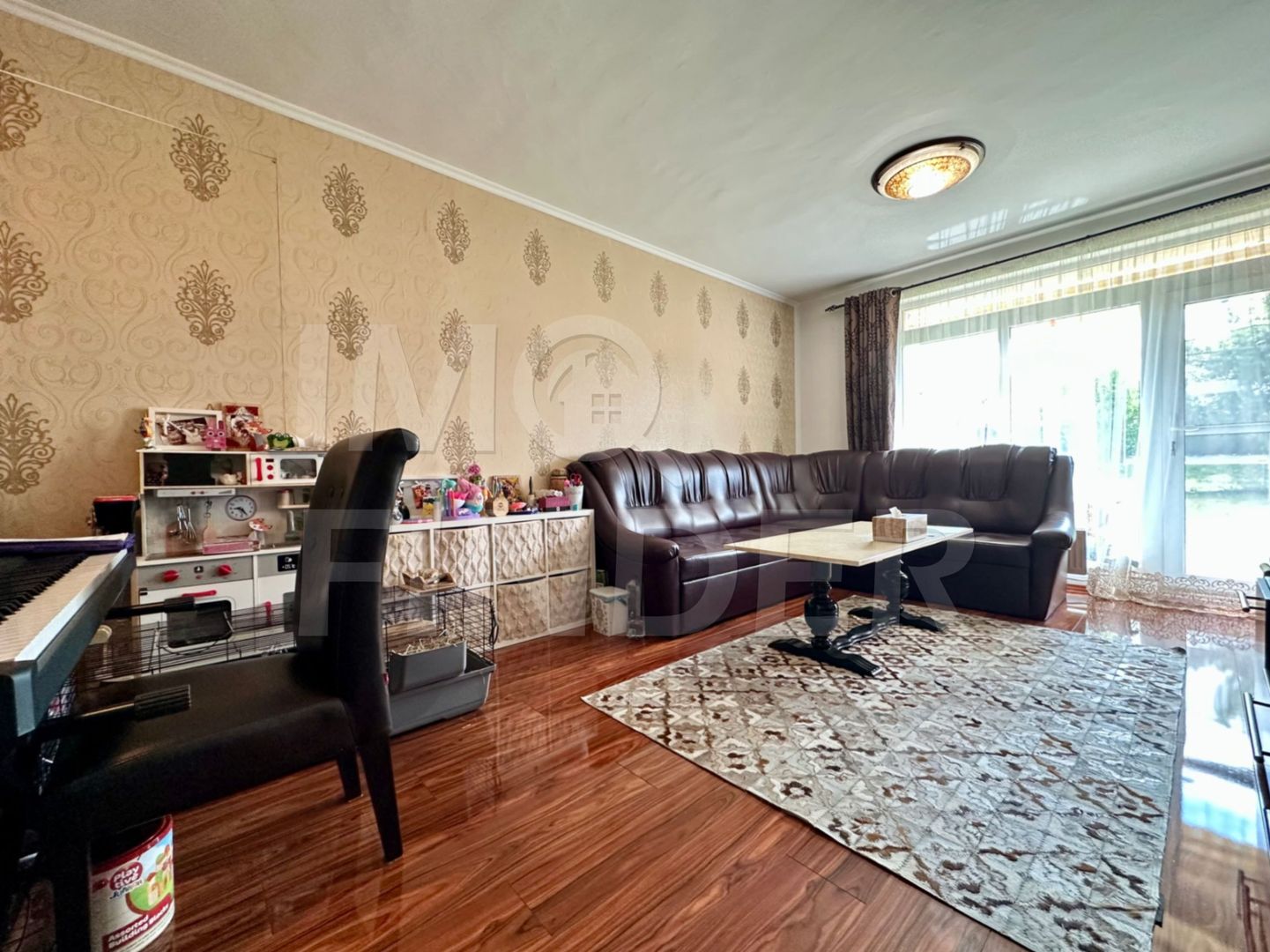 Duplex finisat cu garaj și 3 parcări - Bună Ziua – teren 231 mp - Poză 2