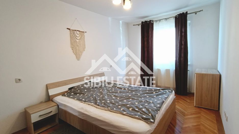 Apartament 3 camere, de închiriat ,Vasile Milea, Sibiu - Poză 5