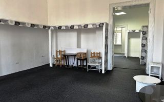 Apartament la casa cu 4 camere si acces auto, ultracentral - Poză 6