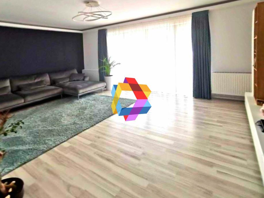 Apartament 3 camere de vanzare Brasov - Isaran - Coresi - Poză 1