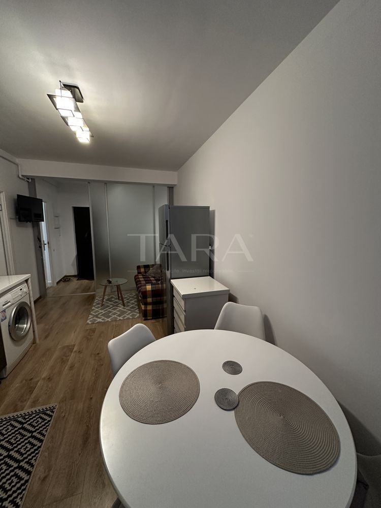 Apartament 2 camere, balcon închis – zona Terra, Florești. - Poză 1