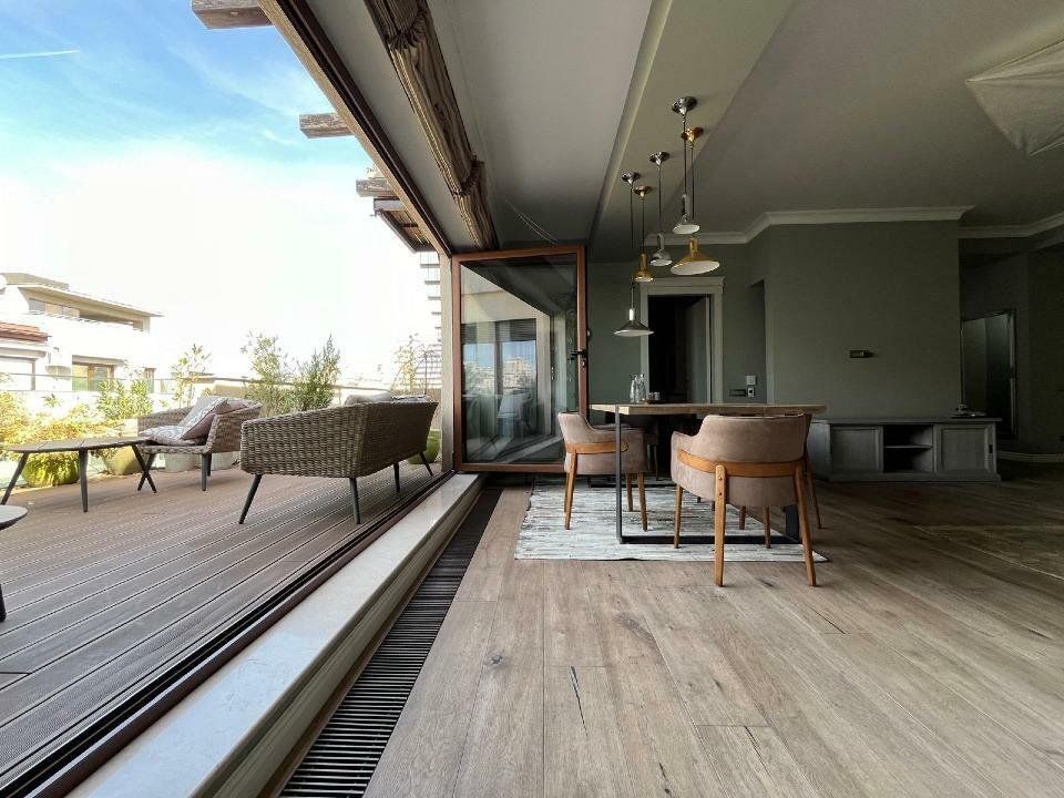 Proprietar vand apartament penthouse 5 camere - Poză 1