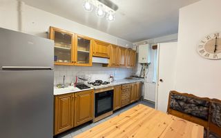 Apartament cu 3 camere si garaj- Strada Trascaului - Poză 3