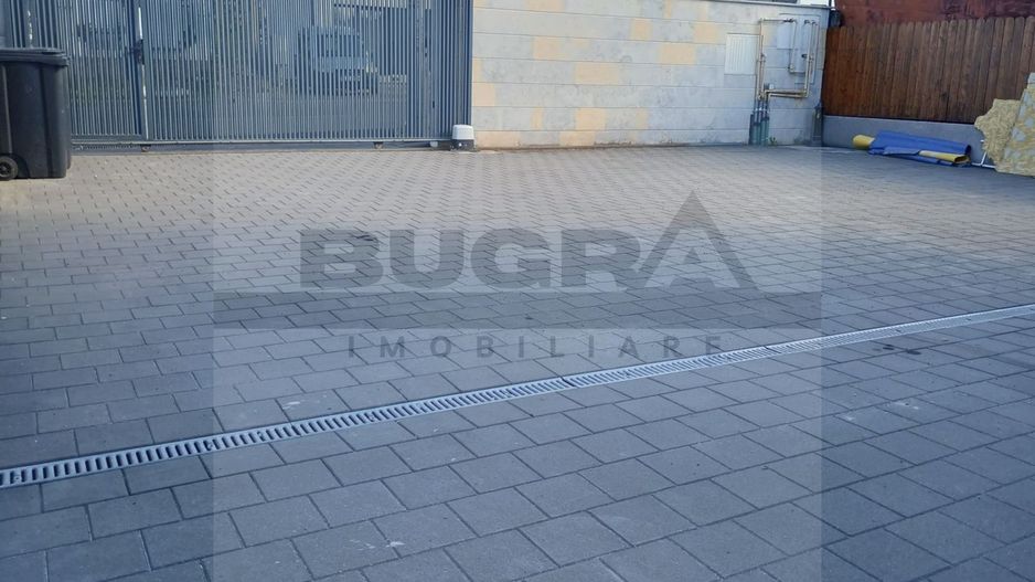 Cladire moderna, superfinisata 500 mp, teren 600 mp, 8 parcari - Poză 12