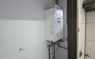 Gh Lazar- Favorit, 3 camere, parter cu centrala proprie - Poză 5