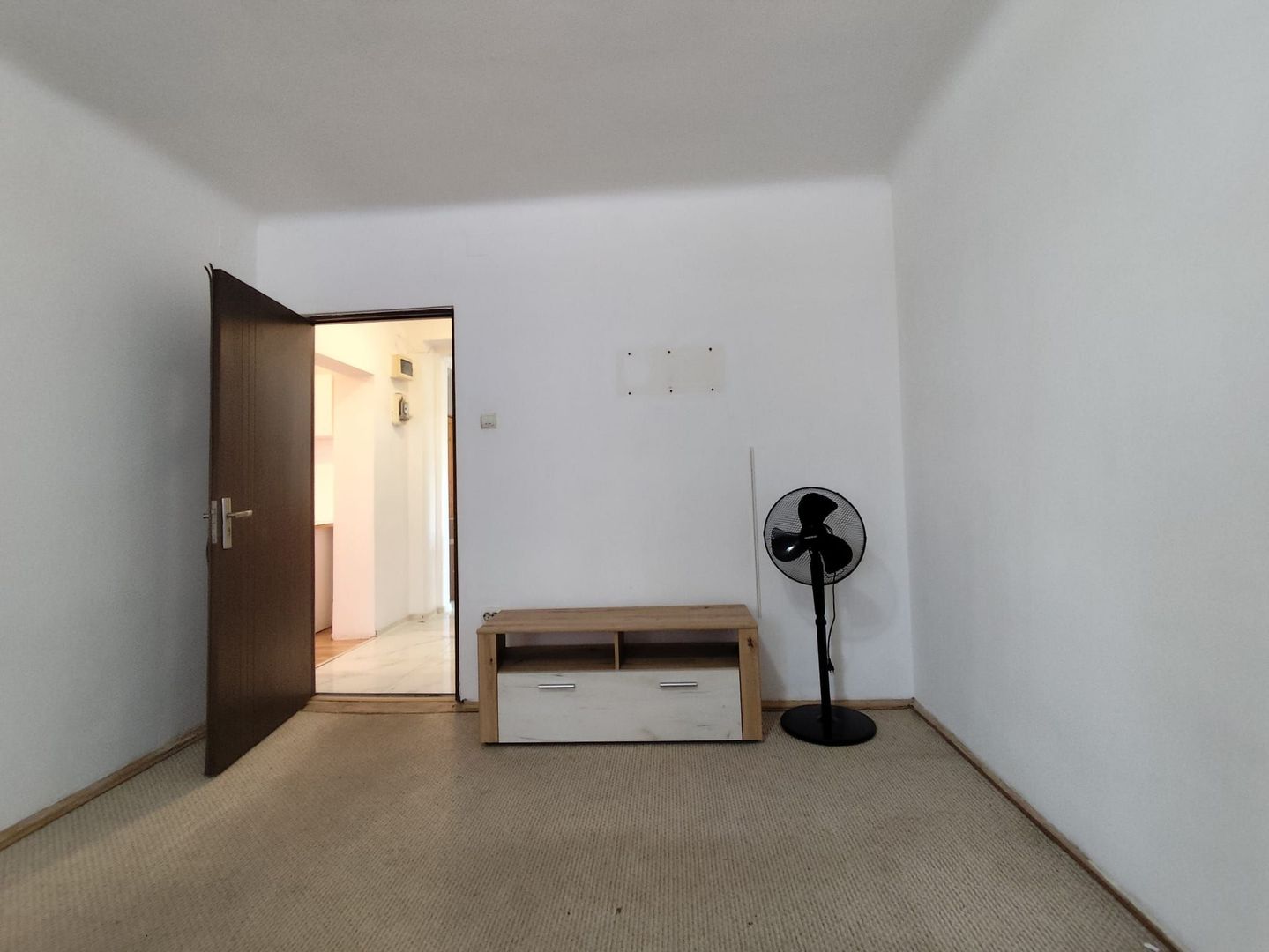 Apartament 2 camere central, langa Podul Decebal, Oradea - VANZARE - Poză 2