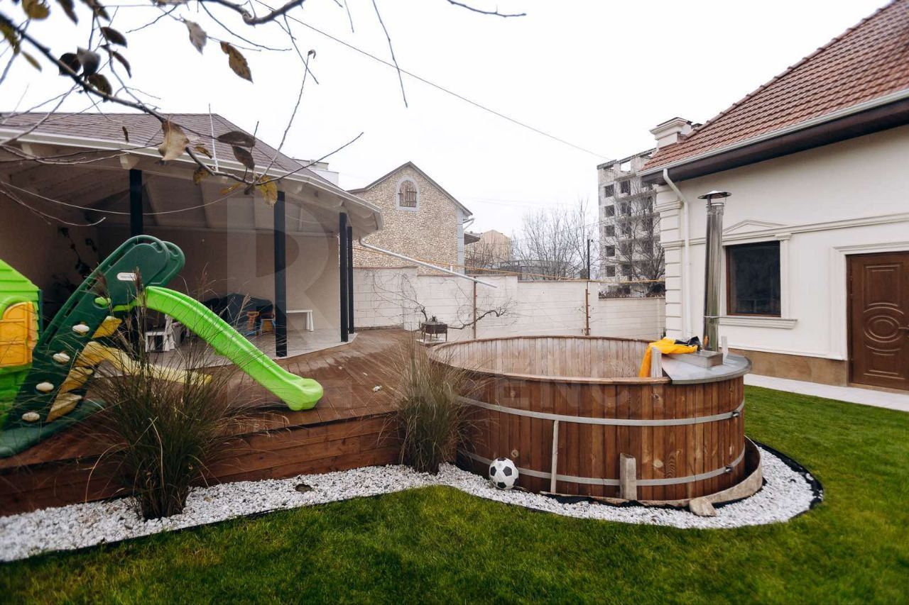 Vânzare, casă, 3 nivele, 300 mp+7,2 ari, str. Chișiniău, Cricova - Poză 35