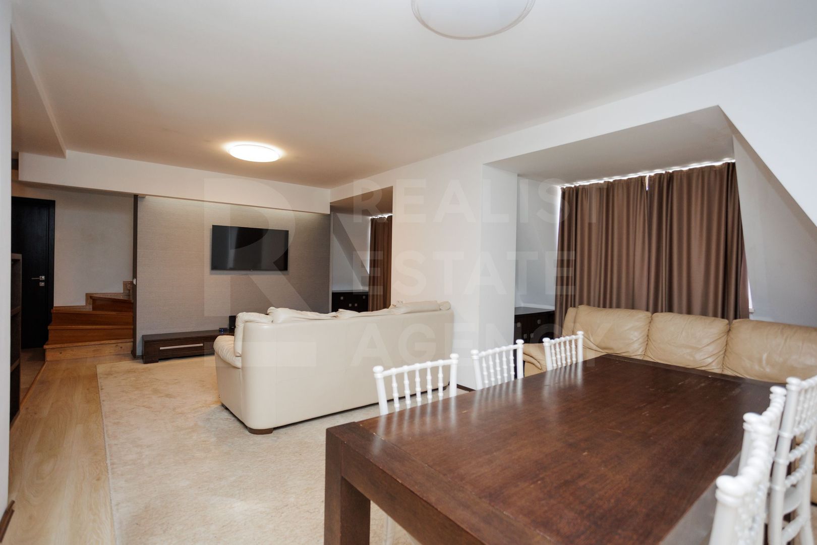 Vânzare, apartament, 3 camere, str. Onisifor Ghibu, Buiucani - Poză 2