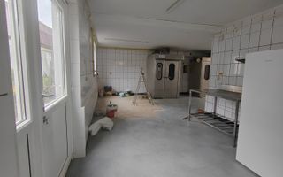 spatiu comercial - 130 mp - pretabil productie/patiserie/brutarie/catering - Poză 3