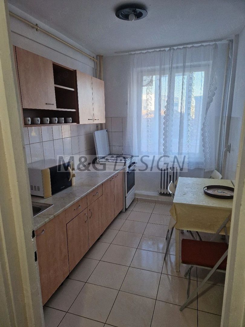 Vand apartament cu doua camere confort 1 zona Garii - Poză 5