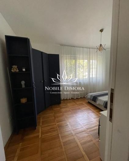 Apartament spatios cu 3 camere - langa Facultatea de medicina - Poză 4