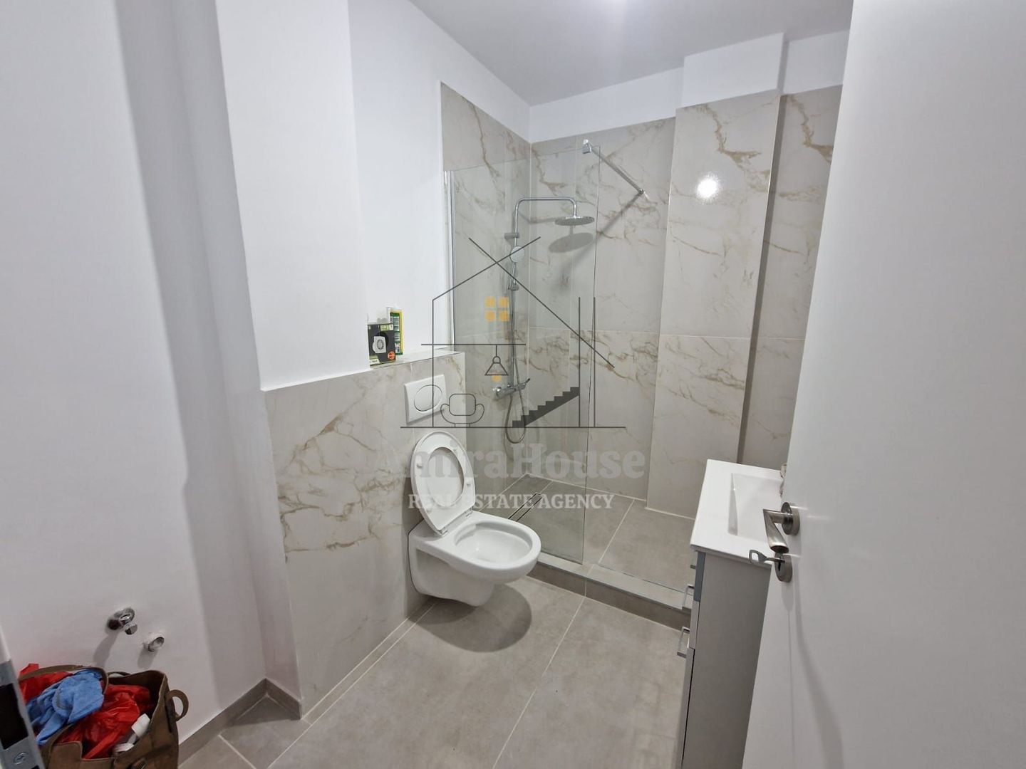 Apartament 2 camere, finisat, parcare, terasa 31 mp,  str Sub Cetate, Floresti - Poză 15