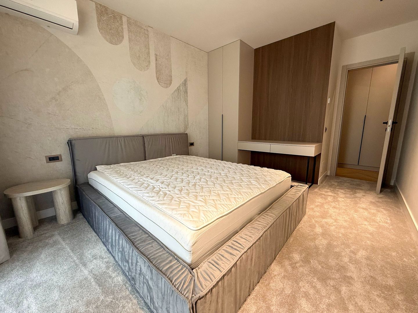 Luxury 3-Bedroom Apartment for Rent | Iancu Nicolae | Pool | 2 parking - Poză 6