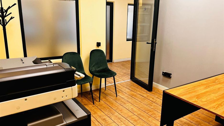 Spatiu birouri,cladire destinata  business-ului, zona ITC , Brasov. - Poză 1