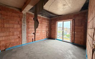 COM 0% Duplex cu 4 camere, despărțit prin camera tehnica | Mosnita Noua - Poză 13
