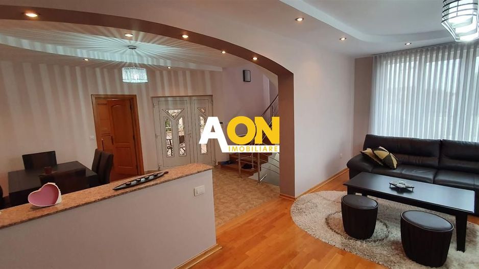 Casa 5 camere 567 mp teren la asfalt toate utilitatile Cetate - Poză 8