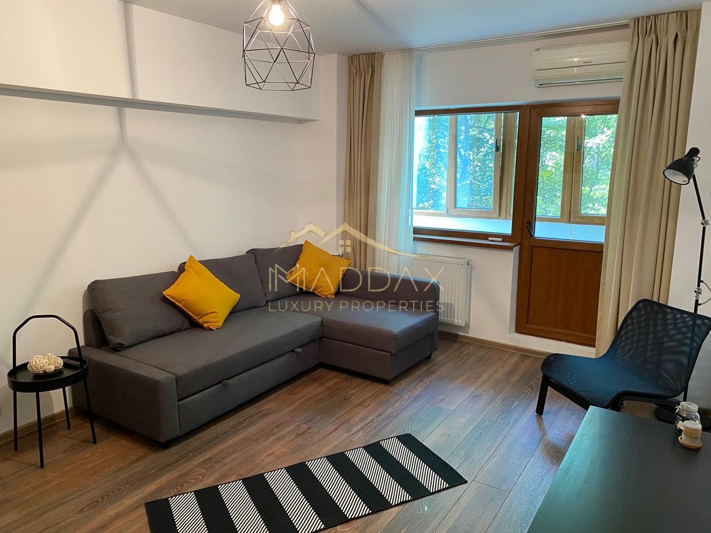 Exclusivitate | 2 Camere Panduri | Renovat Complet 2026 | Vedere Liniștită Spate - Poză 3