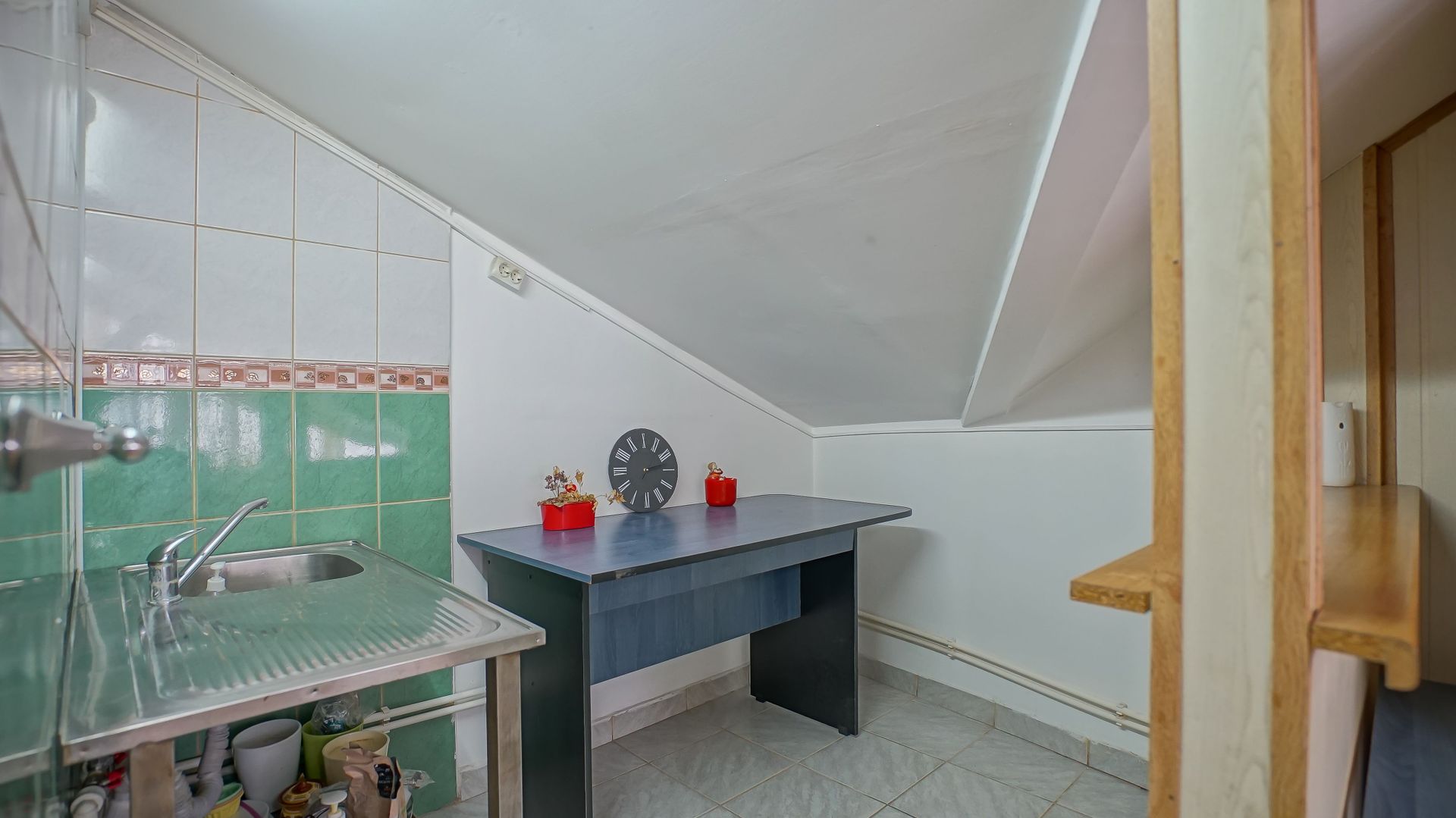 Spatiu Comercial modern 200mp, vad pietonal si auto, Bartolomeu - Poză 18