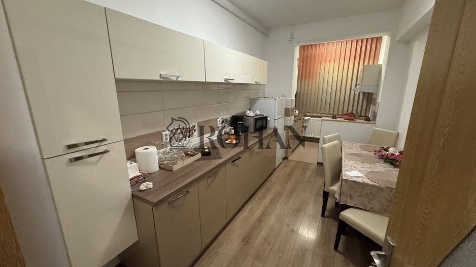 Apartament 4 camere - Anghel Saligny - Scara Interioara - Poză 1
