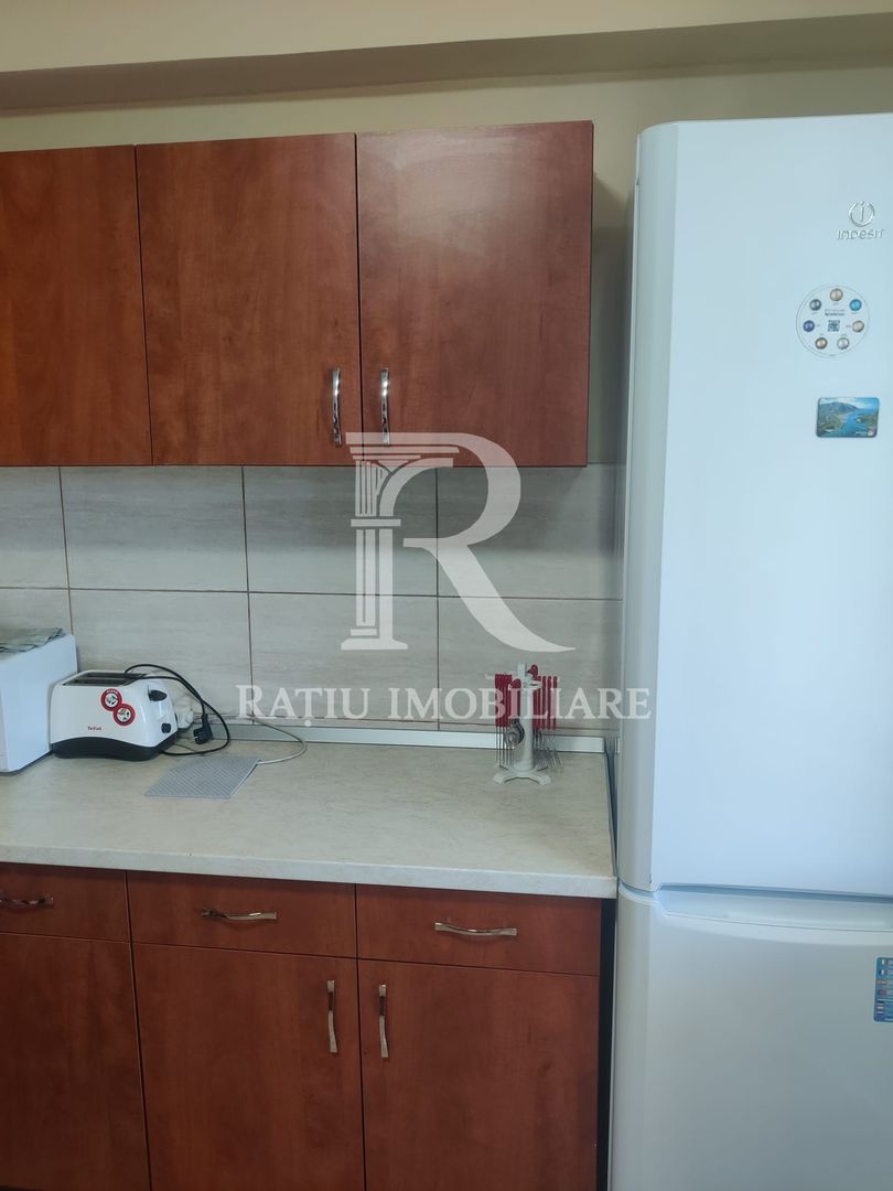 Apartament cu 3 camere de închiriat | Centrul Civic | Oradea - Poză 17