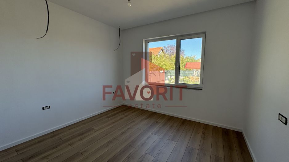 Finisat la cheie. Strada asfaltata. Zona Cora - Poză 7