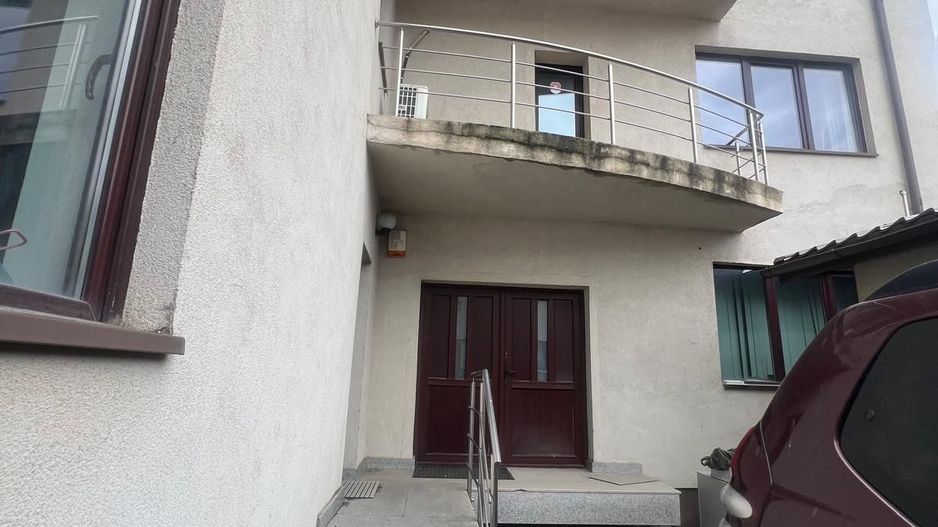 Spatiu comercial -ideal pt productie/activitati comerciale - Poză 2