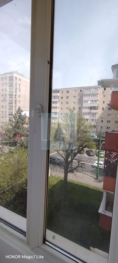 Apartament 2 camere, semidecomandat, zona Grivitei - Poză 6