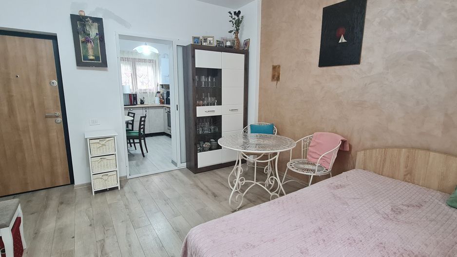 Garsoniera mobilata utilata Tractorul bloc vila - Poză 2