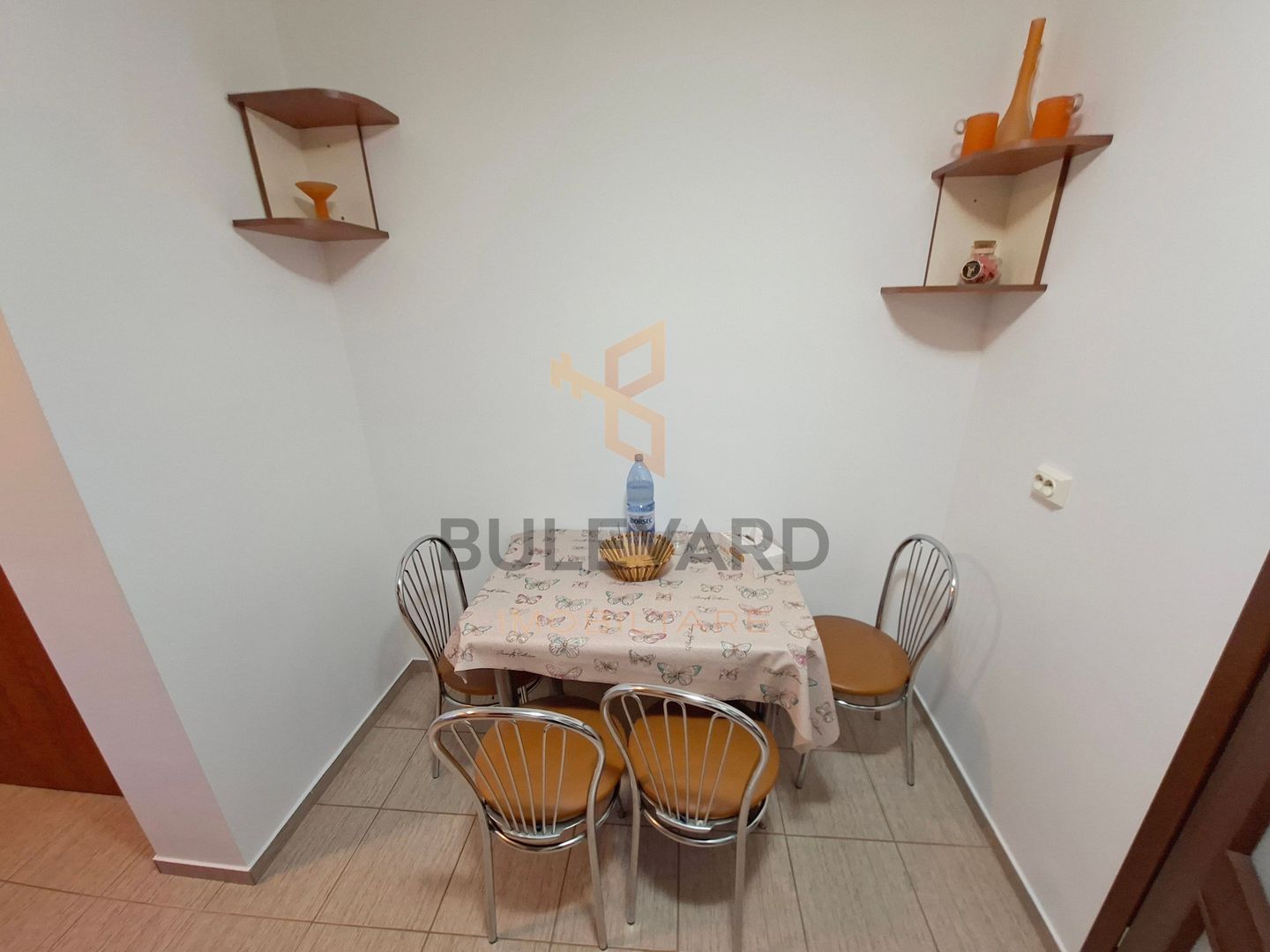 Apartament 3 camere decomandate + parcare, mijlocul strazii Titulescu! - Poză 12