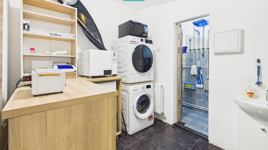 Spațiu comercial, complet aranjat, Velența - Poză 11