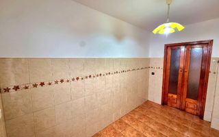 2 camere, 57 mp., Calea Martirilor, et.5/10, lift, termoizolație - Poză 4