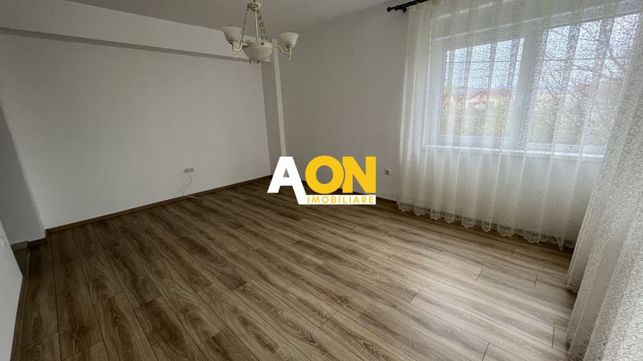 Apartament cu 3 camere de inchiriat, etaj 1, loc de parcare, balcon - Poză 5