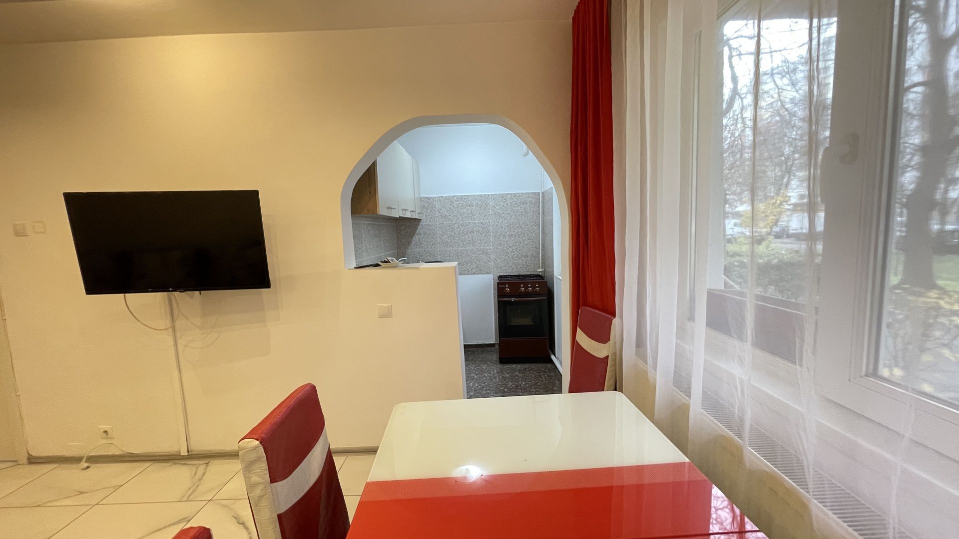 Apartament cu doua camere in zona Gh.Lazar - Poză 10