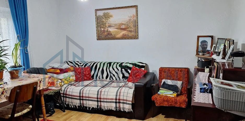 Casă de vânzare - Poză 3