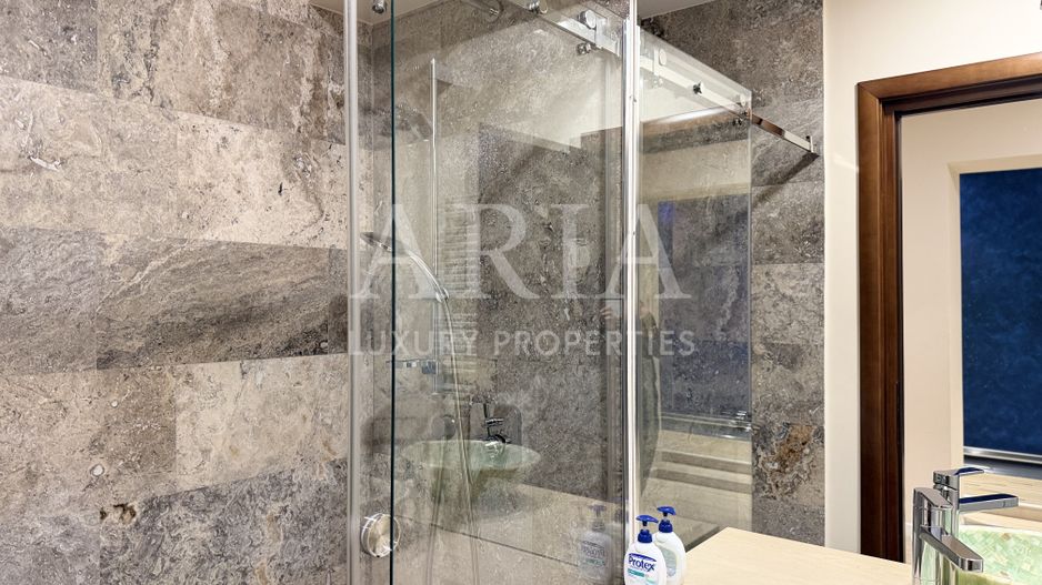 SNAGOV VILA | 36m DESCHIDERE LA LAC | PONTON 250mp | JACUZZI | SPA | BOWLING - Poză 24