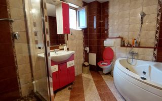 Oportunitate unica! Casa cu 4 camere ideala pentru familie. - Poză 16