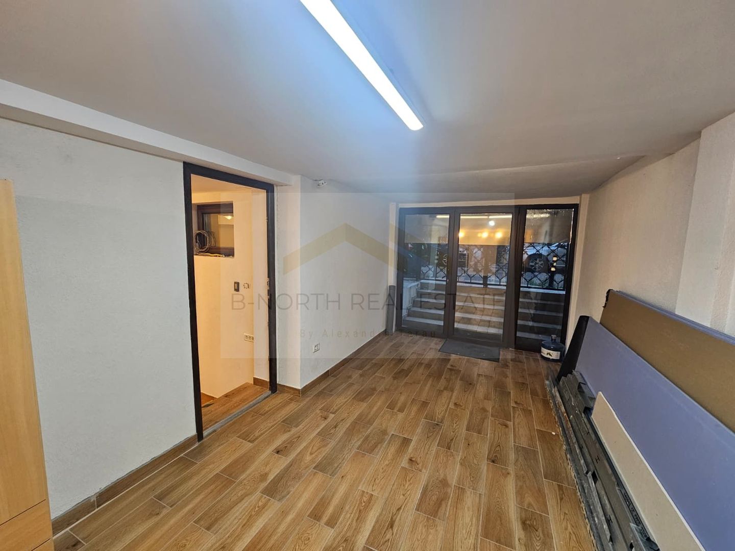 Spațiu 20 mp de închiriat | Piața Victoriei | Ideal beauty, birou sau cabinet - Poză 5