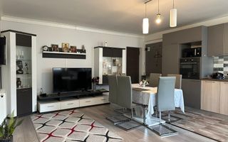 Inchiriere apartament 3 camere cu parcare – Eroilor, Floresti! - Poză 1