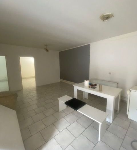 SPATIU COMERCIAL CU MULTIPLE DESTINATII CENTRAL - Poză 26