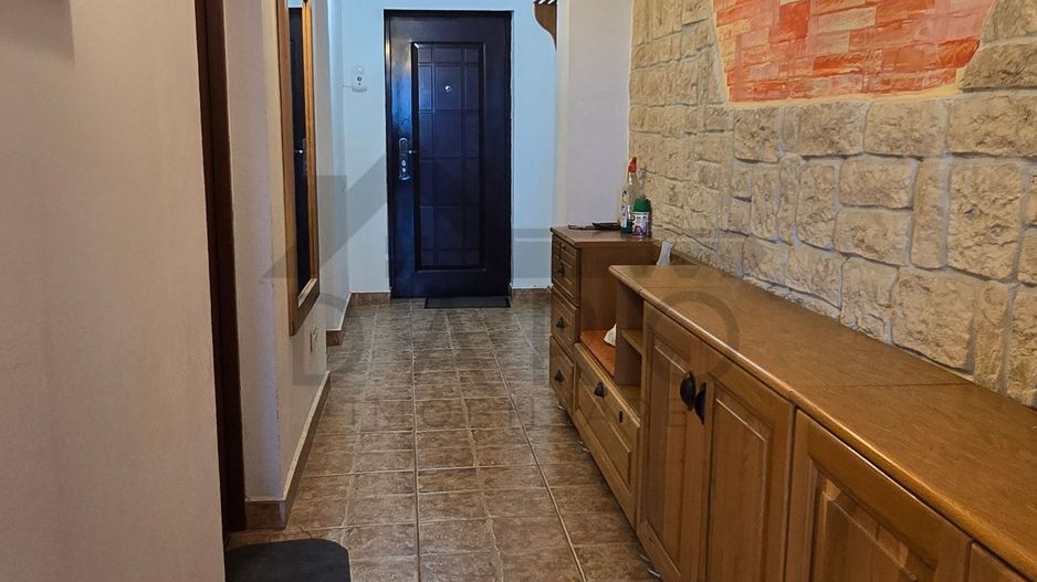 Chirie in 7 noiembrie , zona UMF, 3 camere decomandate - Poză 1