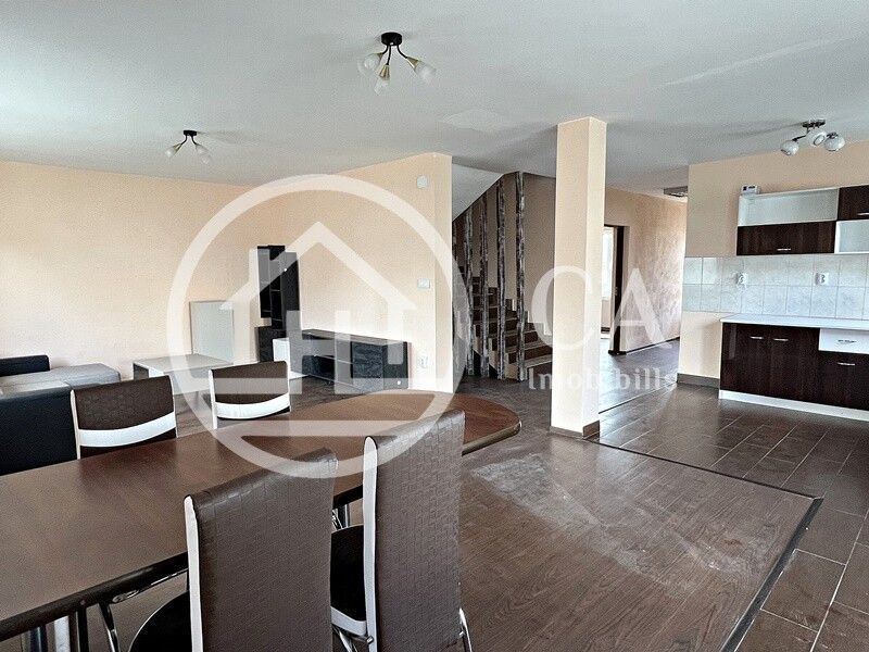 Casă de închiriat cu 5 camere în Cartierul Tineretului, Oradea - Poză 1