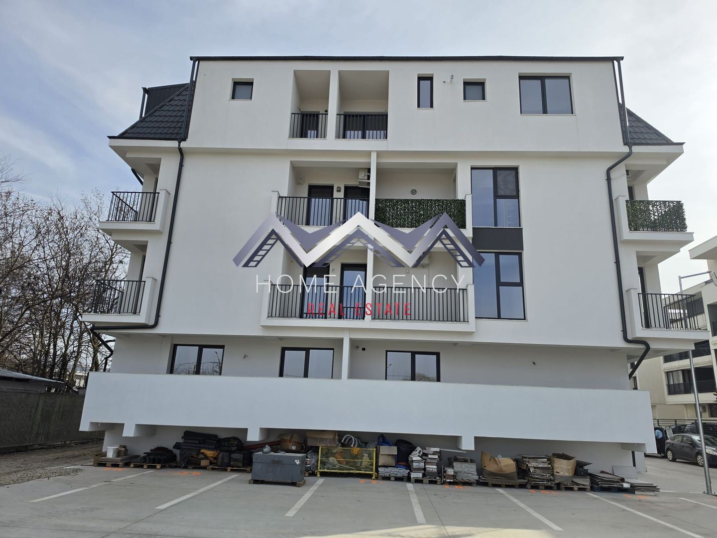 Apartament 2 camere Otopeni central - Poză 1