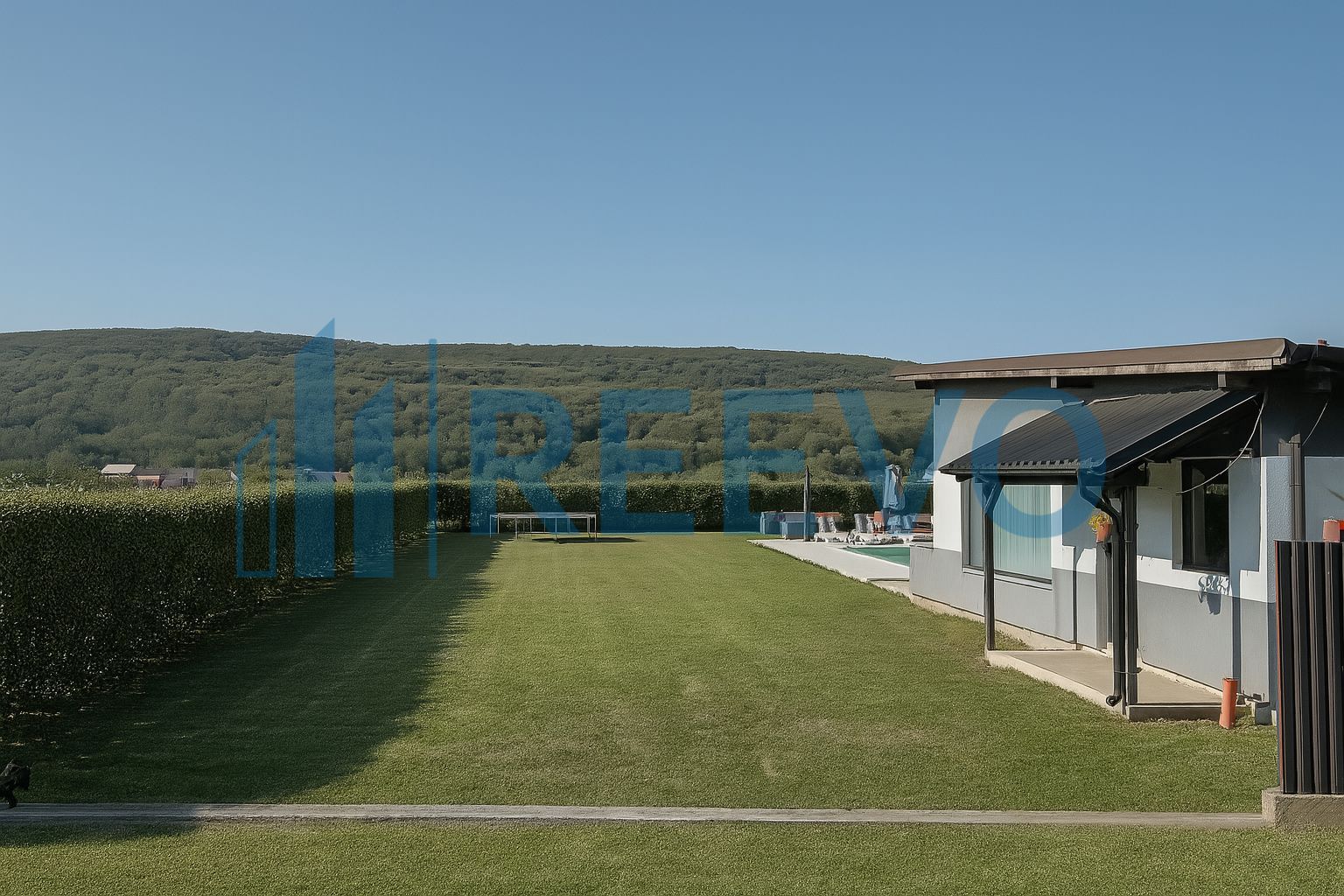 Proprietate Premium cu Două Case și Piscină în Hemeiuș - Poză 24