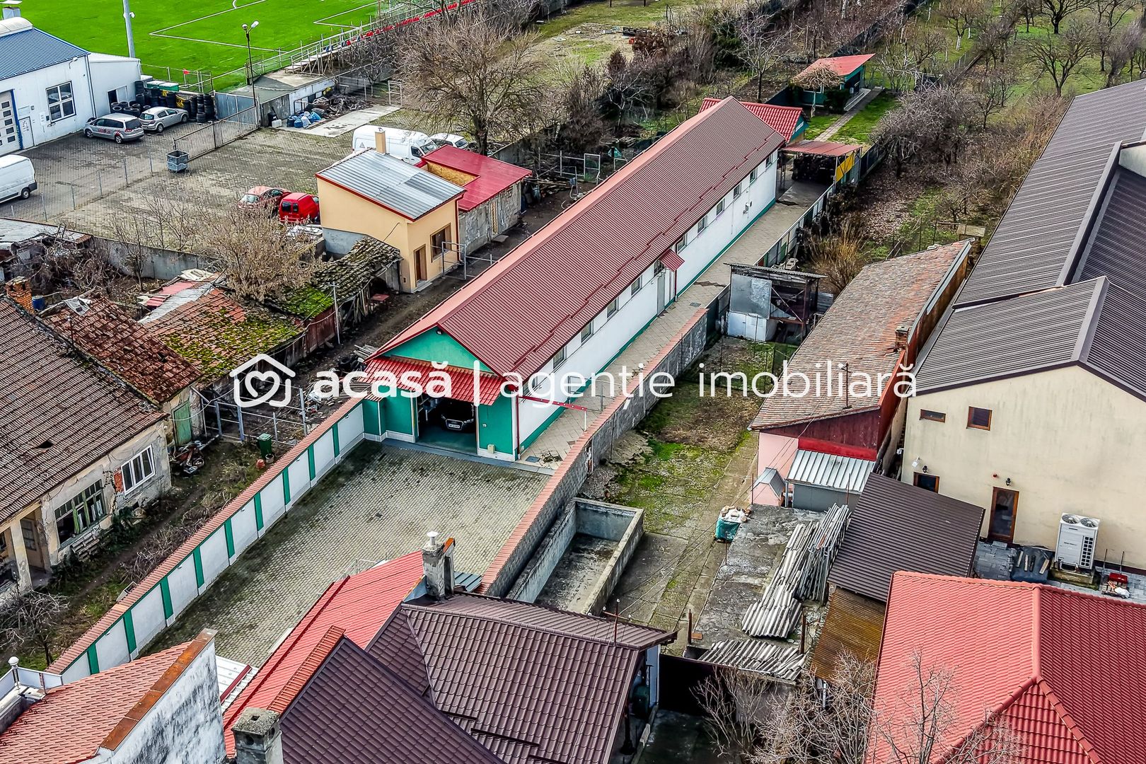 Spațiu comercial,  hala, si un penthouse în centrul Aradului Nou - Poză 2