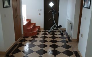 Inchiriez pentru cazare Vila cu 7 camere - Poză 10