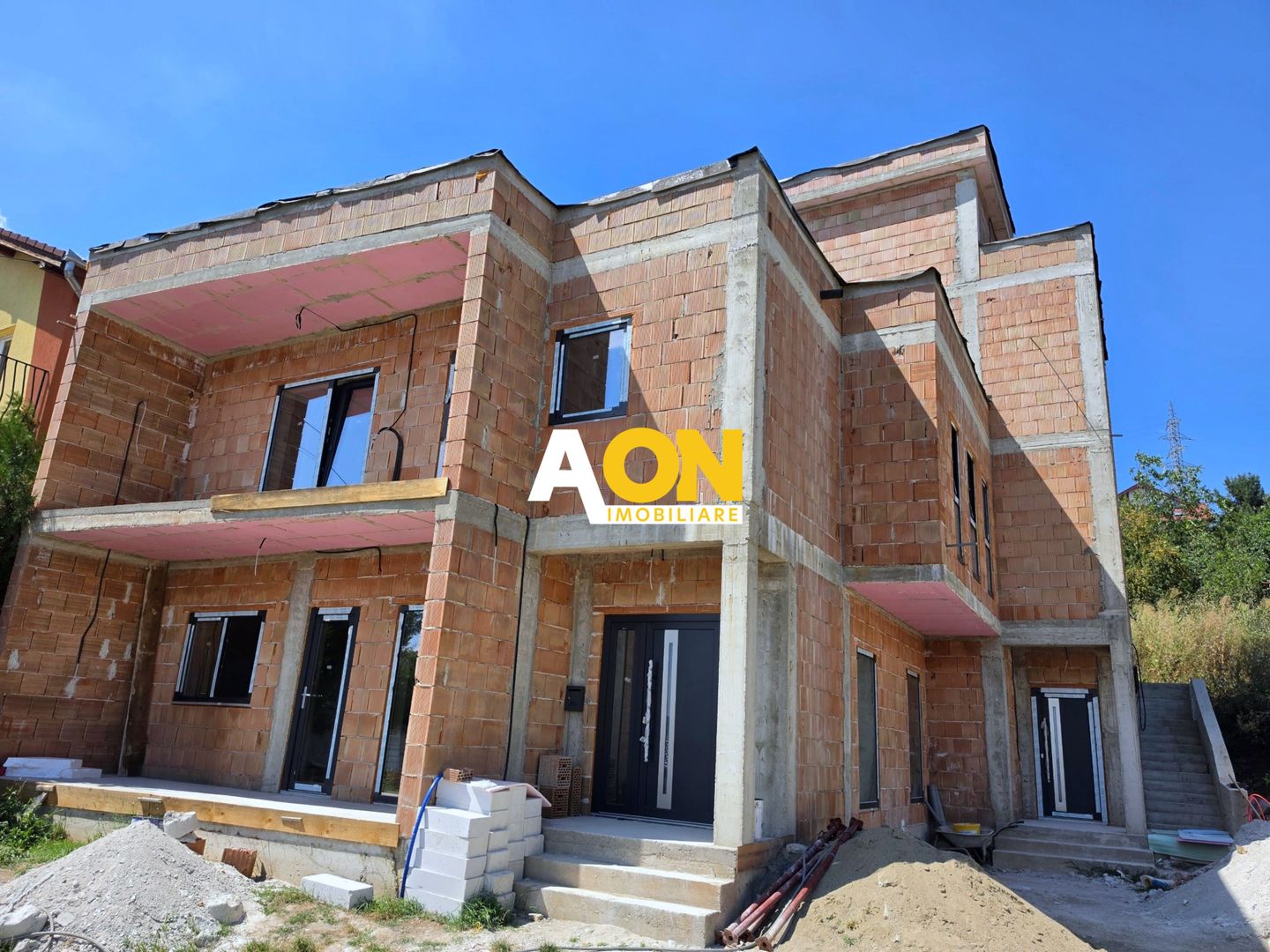 Duplex semifinisat, 4 camere,  250 mp teren, zona Schit - Poză 2