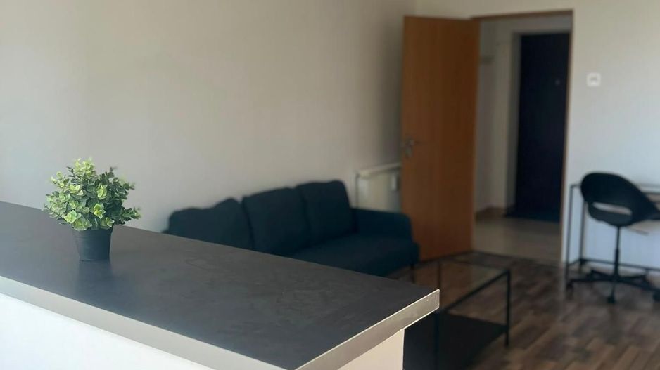 De închiriat 2 camere | AC | balcon | Drumul Taberei | Pet Friendly - Poză 2