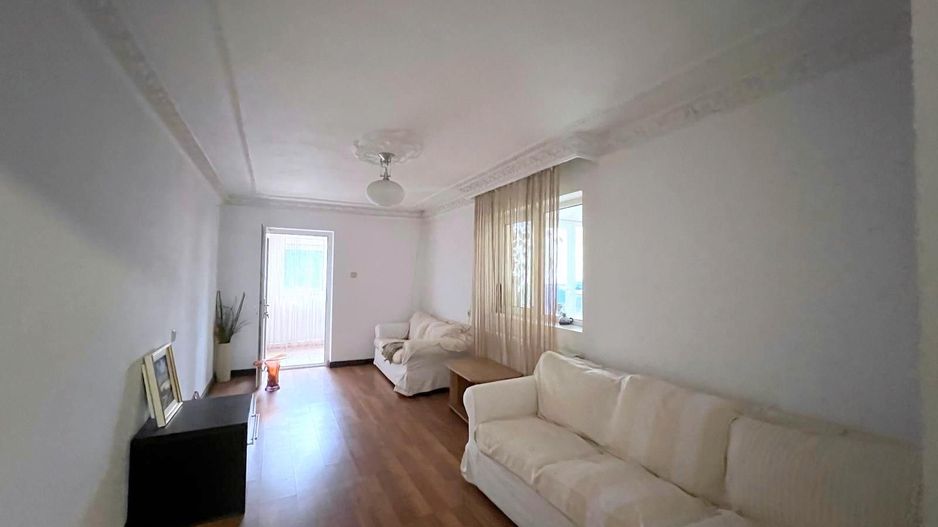 Teren 500 mp cu două clădiri Sisesti-Vatra Noua - Poză 7