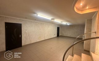 Spatiu comercial ultracentral, 3 camere, pretabil cabinet, salon infrumusetare - Poză 3