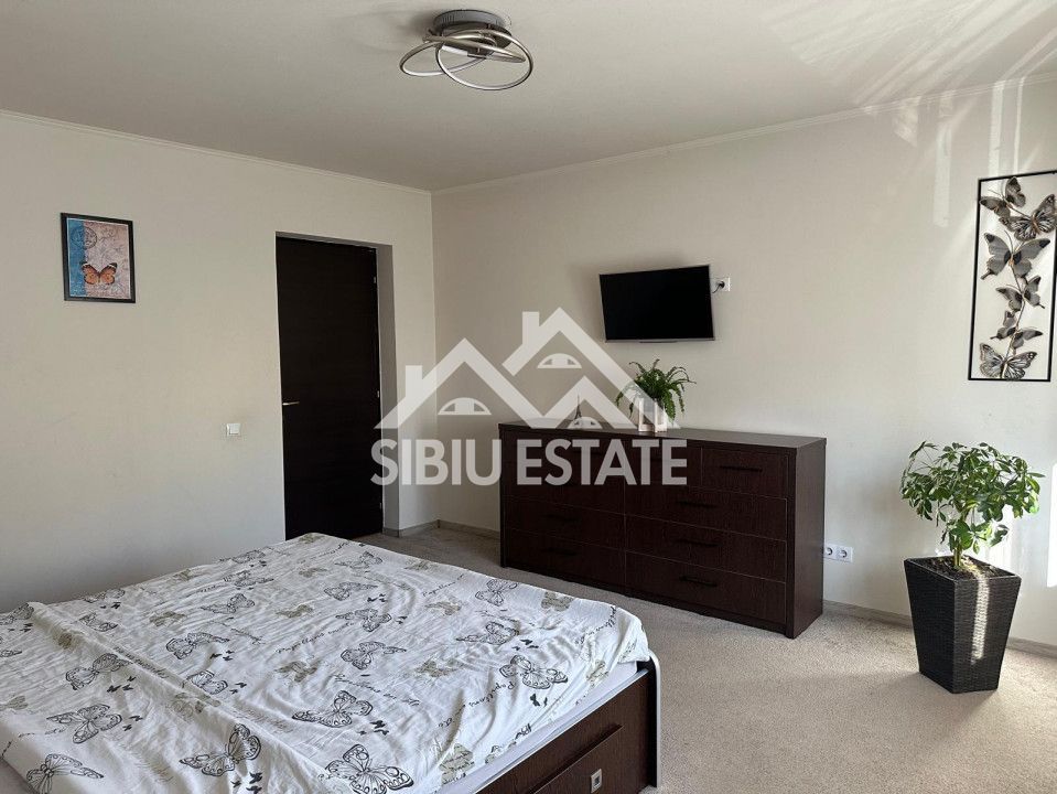 Casa tip duplex 5 camere 350 mp teren terasa cu zona gratar si pivnita - Poză 15